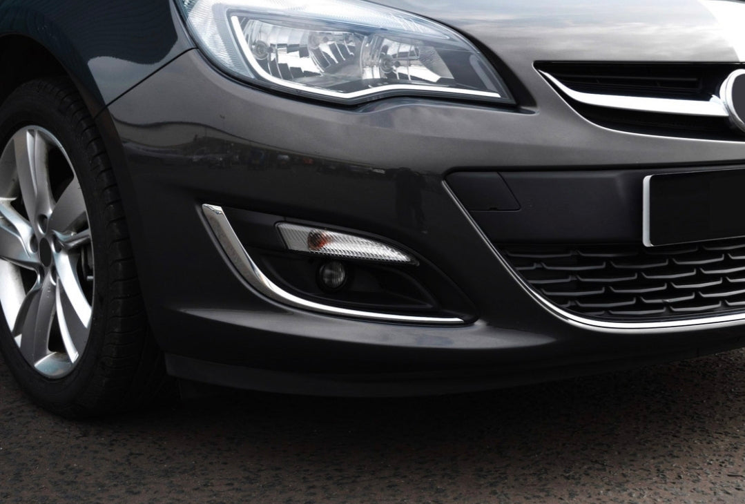 Nebelscheinwerfer Leisten für Opel Astra J Zierleisten Edelstahl 2010-2016